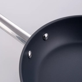 Serpenyő titán felülettel Ø 24 cm - Saturn Terra Lunasol (601301)