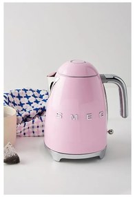Rózsaszín vízforraló - SMEG