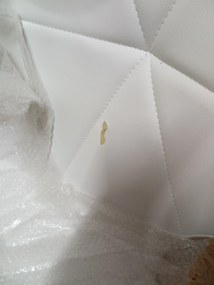 AKCIÓ Fehér irodai szék AVOLA öko-bőrből II. osztály