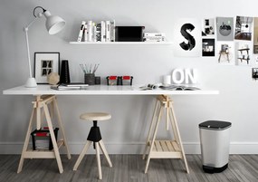 Curver Chic műanyag pedálos szemetes 45L ezüst