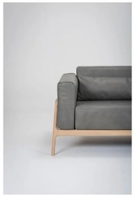 Fawn sötétszürke kanapé bivalybőrből, tömör tölgyfa szerkezettel, 240 cm - Gazzda