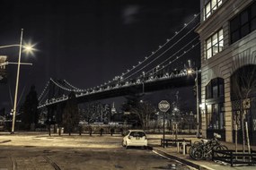 Poszter 60x40cm Esti kilátás a Manhattan hídra az utcáról, Assaf Frank