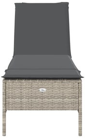 Világosszürke polyrattan napozóágy párnával