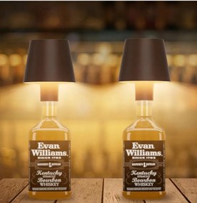 2 db újratölthető érintőlámpa palackonként, 60 db Led, 13 x 11 cm.