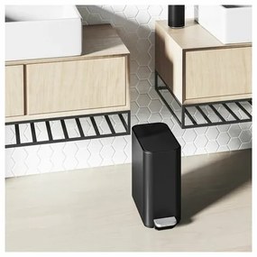 Simplehuman keskeny pedálos szemetes 5 L, fekete