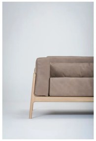 Fawn mandulabarna kanapé bivalybőrből, tömör tölgyfa szerkezettel, 240 cm - Gazzda