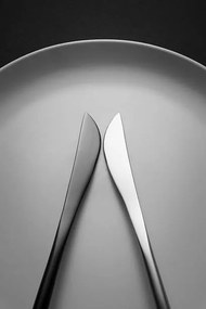 Művészeti fotózás Black Knife and White Knife Swordplay, MirageC, (26.7 x 40 cm)