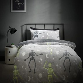 Szürke egyszemélyes mikroplüss gyerek ágyneműhuzat világító hatással 135x200 cm Halloween Skeleton – Catherine Lansfield