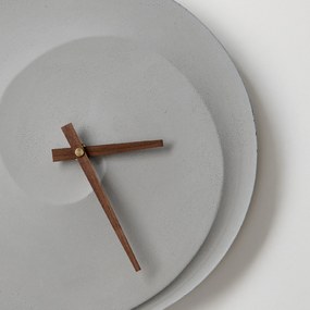 ODLITO Beton falióra spirál - natúr - 30 cm - barna mutatók