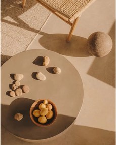 Beton kerek kerti dohányzóasztal ø 60 cm Garbet – Kave Home