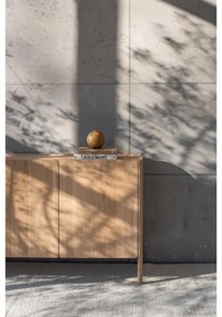 Natúr színű tölgyfa komód 220x85x42 cm Dvor – Gazzda