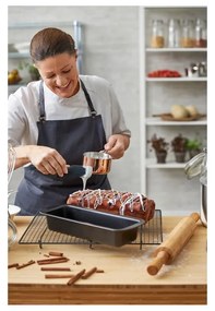 Acél sütőforma kenyérhez 13,5x35 cm Latte – Blomsterbergs