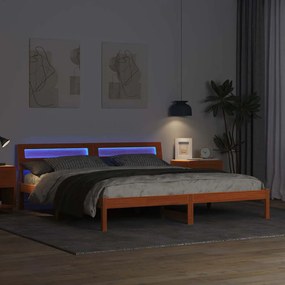 Ágykeret LED -es lámpákkal Barna 200 x 200 cm Tömör fa