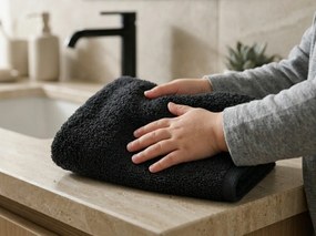 Bella fekete 100% pamut gyerek törölköző 30x50 cm, 100% pamut