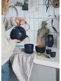 Hammershoi sötétkék porcelán teáskanna, 1,2 l - Kähler Design