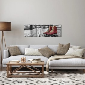 Egy piros régi görgős cipő képe (órával) (90x30 cm)