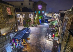 Poszter 70x50cm Camden piac éjszaka, Assaf Frank