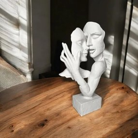 Asztali dísz 29x9x17 cm gyanta/fehér