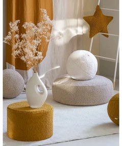 Krémszínű buklé párna gyerek kanapéhoz Ball – Wigiwama