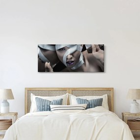 Egy nő szalaggal (120x50 cm)