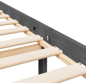 szürke tömör fa ágy időseknek fejtámlával King Size