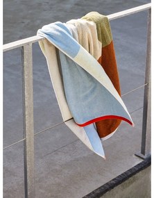 Kék frottír pamut fürdőlepedő 70x140 cm Block – Hübsch