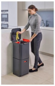 Szürke acél szelektív szemetes 40 l Totem Compact – Joseph Joseph