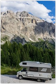 Poszterek 80x120 Utazás lakóautóval a hegyekbe