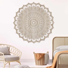Fából készült mandala a falon | PERKO