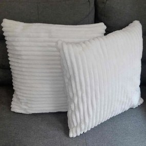 Bordás párnahuzat homokszín