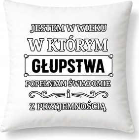 Vicces párna A hülyeséget tudatosan követem el a kollégámnak Fehér