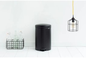Matt fekete acél pedálos szemetes 20 l NewIcon – Brabantia