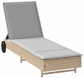 Bézs polyrattan napozóágy párnával és kerekekkel