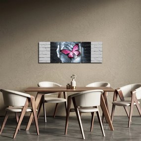Kép - Rózsaszín pillangó a falon (órával) (90x30 cm)