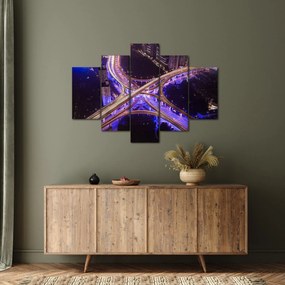 Egy kép egy nagy kereszteződésről éjjel (150x105 cm)