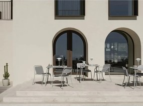 Fém kerti étkezőasztal 80x80 cm Yua – Blomus