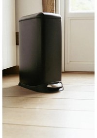 Matt fekete acél pedálos szemetes 20 l Design – Wenko