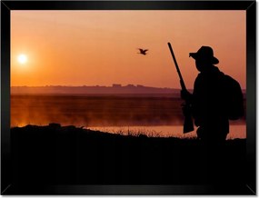 Poszterek keretben 40x30 Vadász a reggeli háttérben