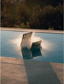 Ezüstszínű fém kerti szék Nokk – noo.ma