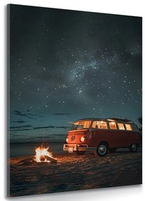 Kép parti tábortűz az éjszakai ég alatt - Volkswagen T1