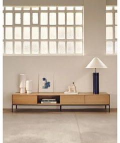 Natúr színű TV-állvány tölgyfa dekorral 195x35 cm Vedrana – Kave Home