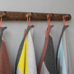 Khaki frottír bio pamut fürdőlepedő 70x133 cm Diagonal – Mette Ditmer Denmark