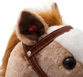 Hintaló dallammal Árpád PlayTo (Szinte ú)