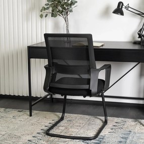 Étkezőszék Fekete Színben. TAMMY