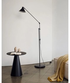 Fekete állólámpa fém búrával (magasság 220 cm) Dione – Kave Home
