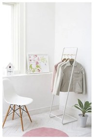Fehér fém ruhatartó állvány Tower – YAMAZAKI