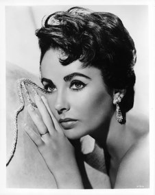 Fotográfia Elizabeth Taylor In 'Rhapsody', Archive Photos