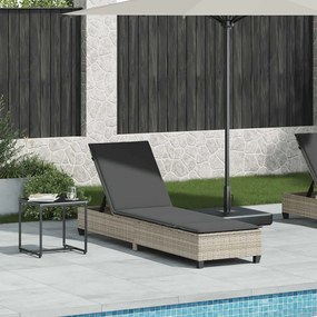 Világosszürke polyrattan napozóágy párnákkal 55x200x25,5 cm