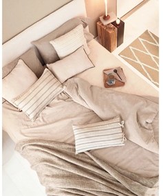 Ognak teakfa tárolóasztal - Kave Home