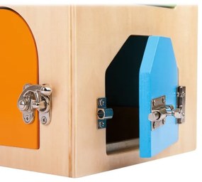 Small Foot - Motorikus ház zárakkal